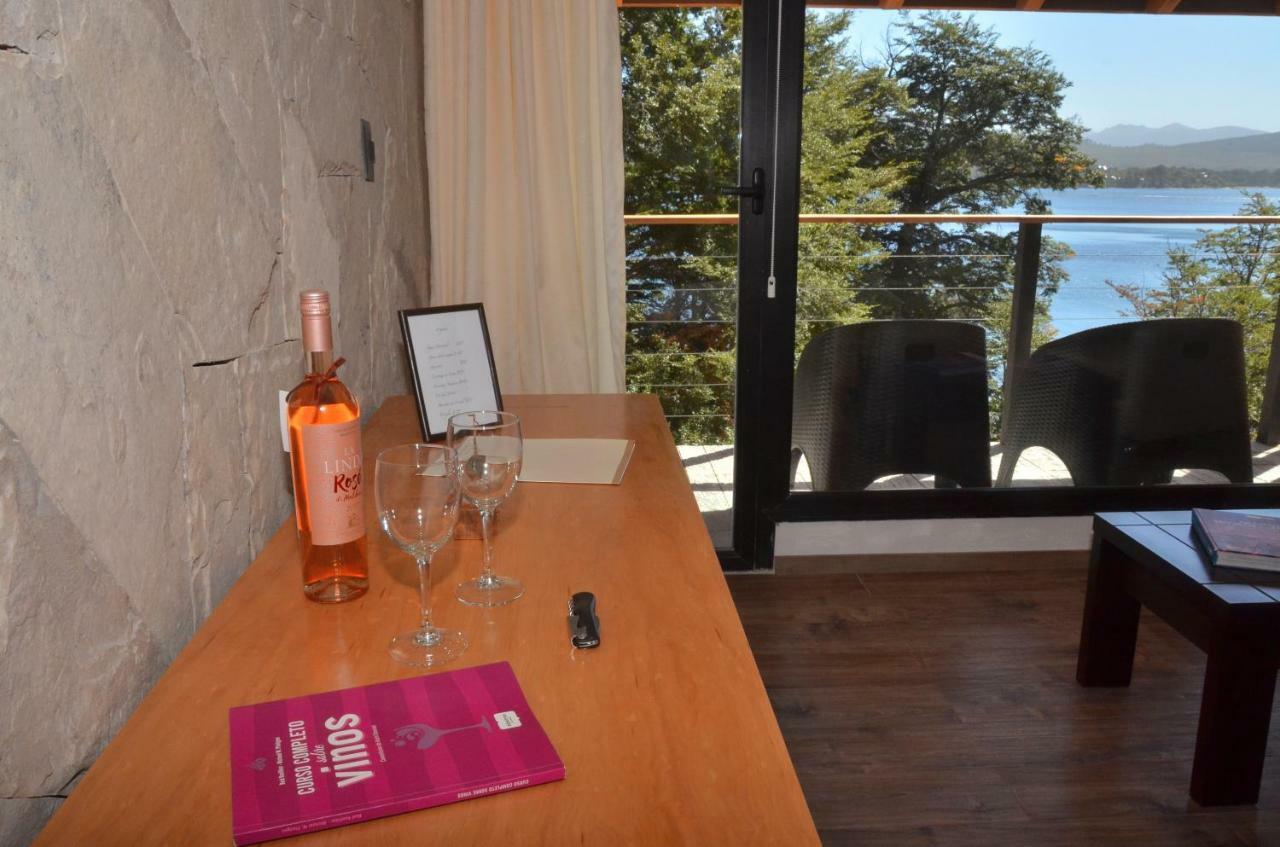 Hotel Amarras à Villa Pehuenia Extérieur photo